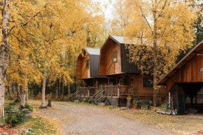 Cozy Cabin on Wooded Property